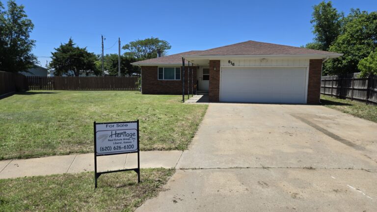 Front view of 616 Starlight Dr., Liberal, KS