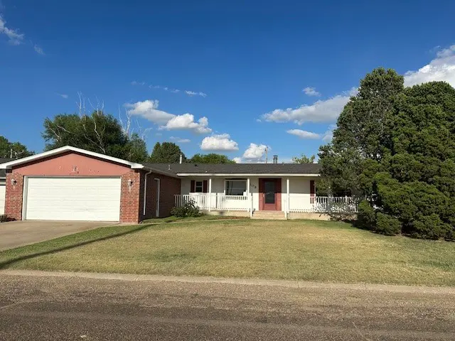 Front view of 108 S. Memorial Dr., Hooker, OK