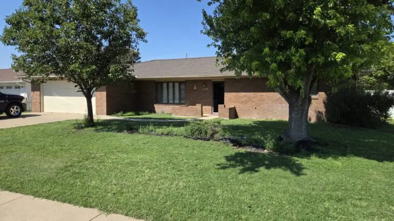 Front view of 1300 S. Grant Ave., Liberal, Kansas
