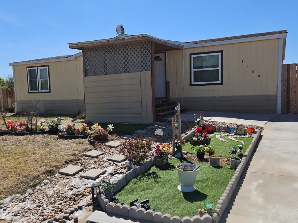 Front view of 1100 Balboa St., Liberal, KS