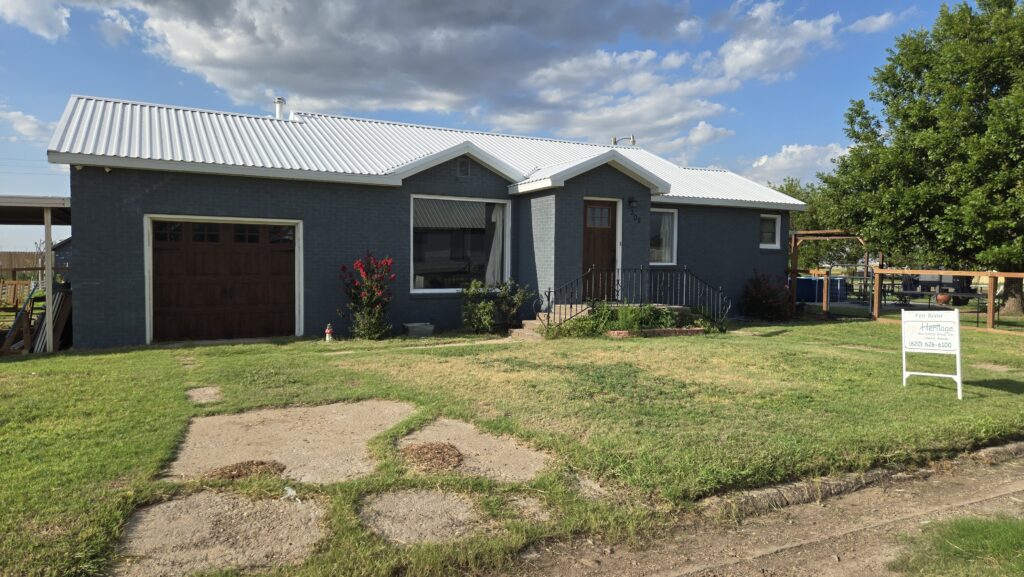 Front view of 305 Klassen, Adams, OK