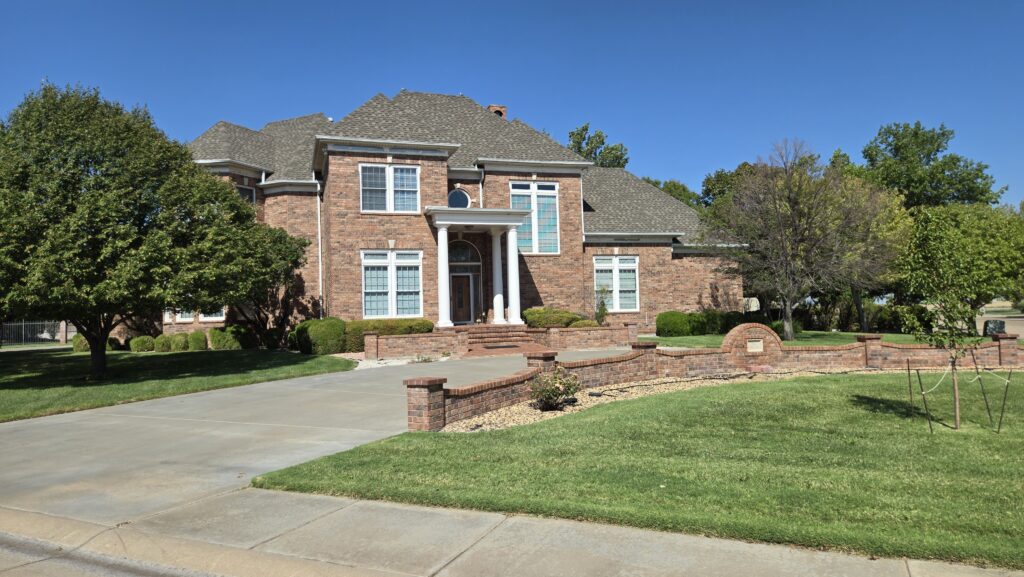 Front view of 201 Canna Lane, Liberal, KS